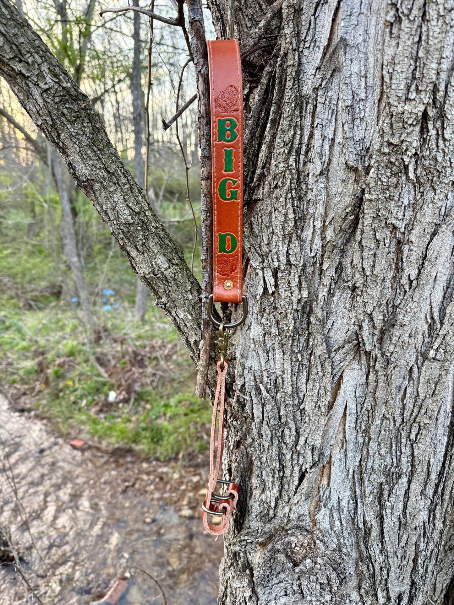 Custom Leather Turkey Tote β Personalized, Hand-Painted, Full-Grain Hunting Sling